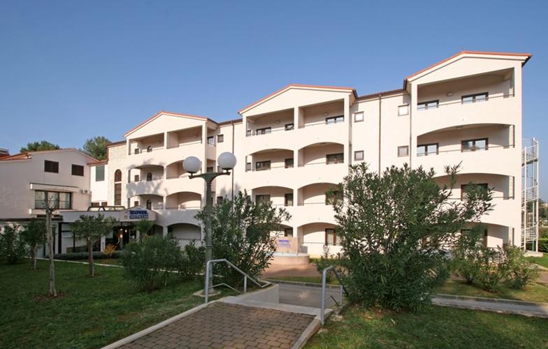 Hotel Hostin 4*